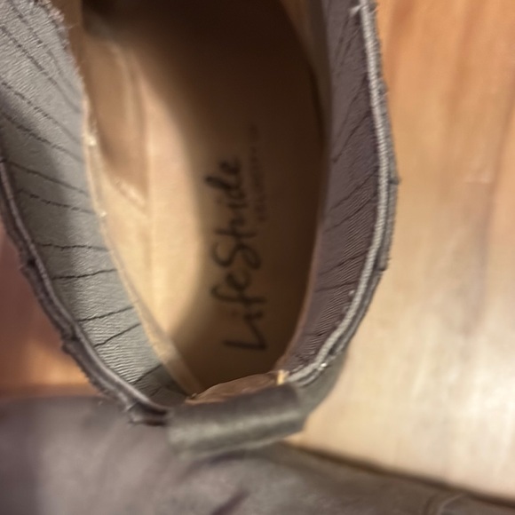 LifeStride Gray Ankle Boots - Picture 4 of 9